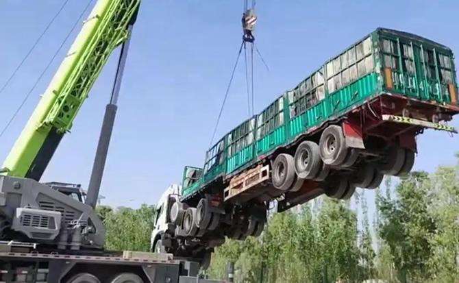 汉滨区道路脱困救援案例